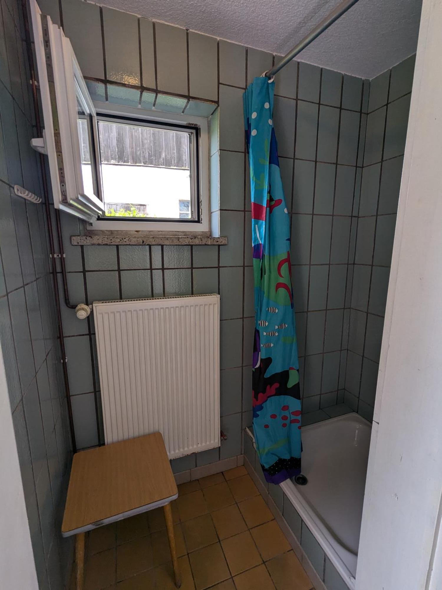 Mit Ddr-charme - Im Herzen Von Ruegen Apartment Samtens